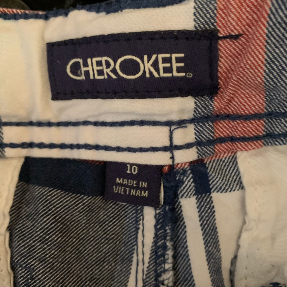 Short - Picture 3 of 3